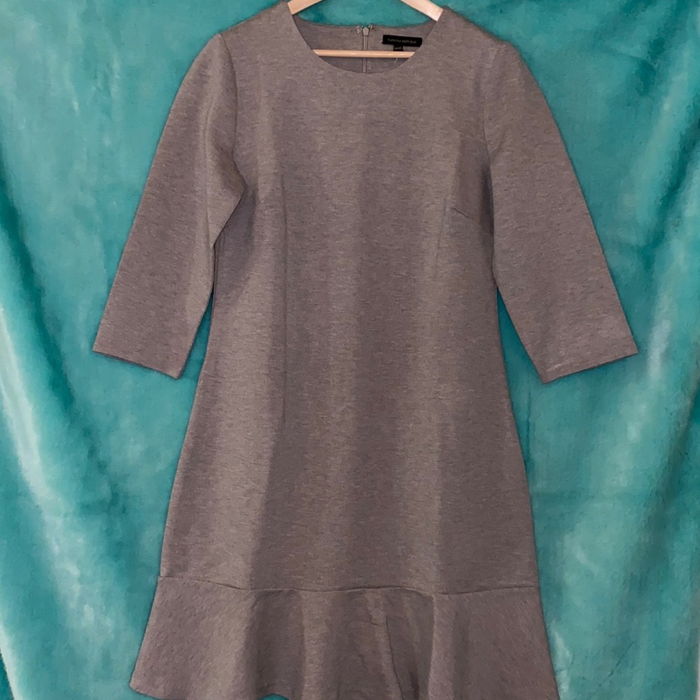 Banana Republic grey fit and flare dress sz 14.